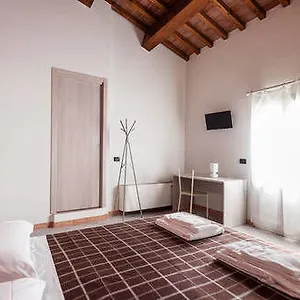 *** Bed & Breakfast Bianchi 64 Italia